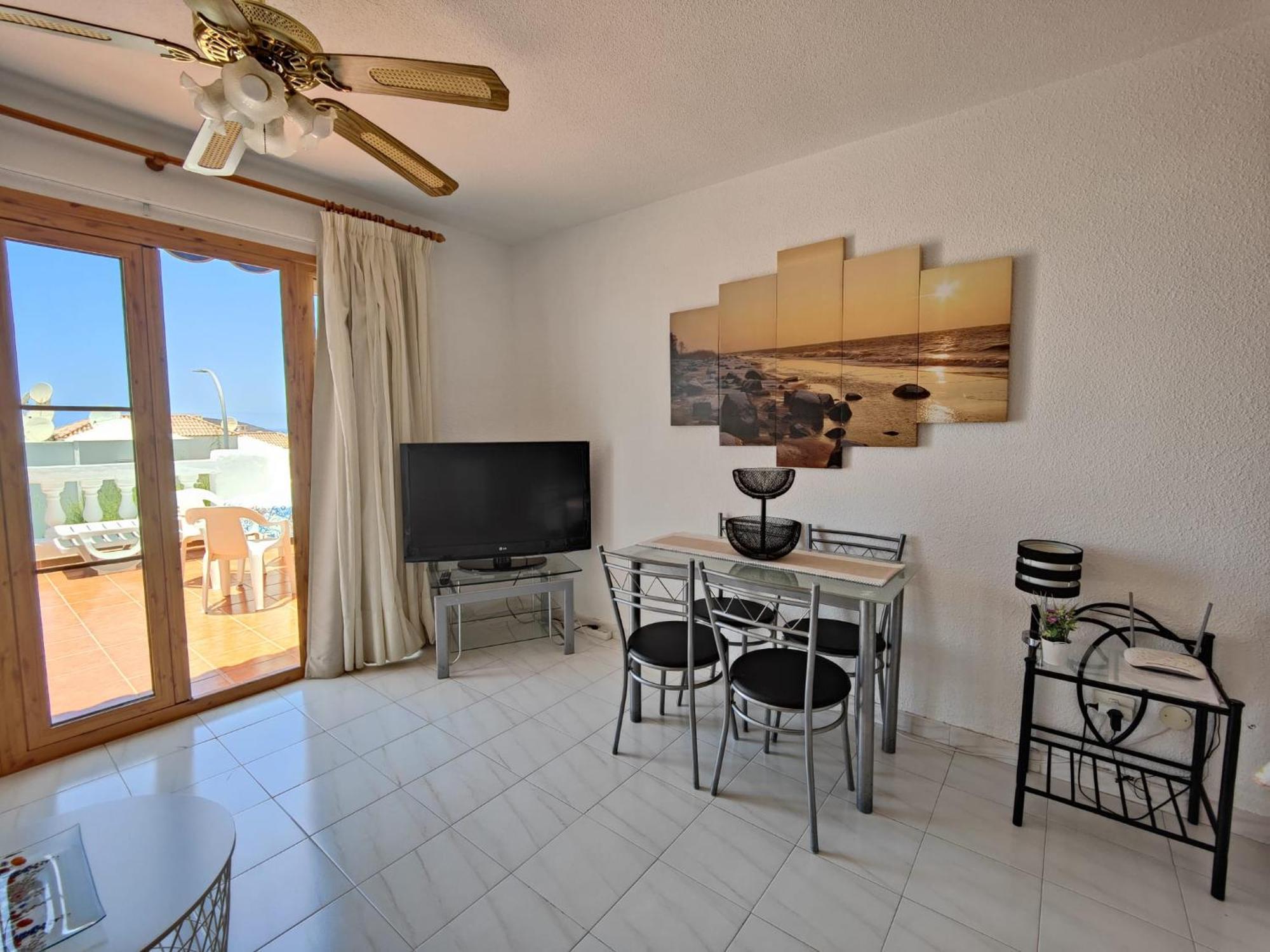 Port Royale Apartment Лос Кристианос Екстериор снимка
